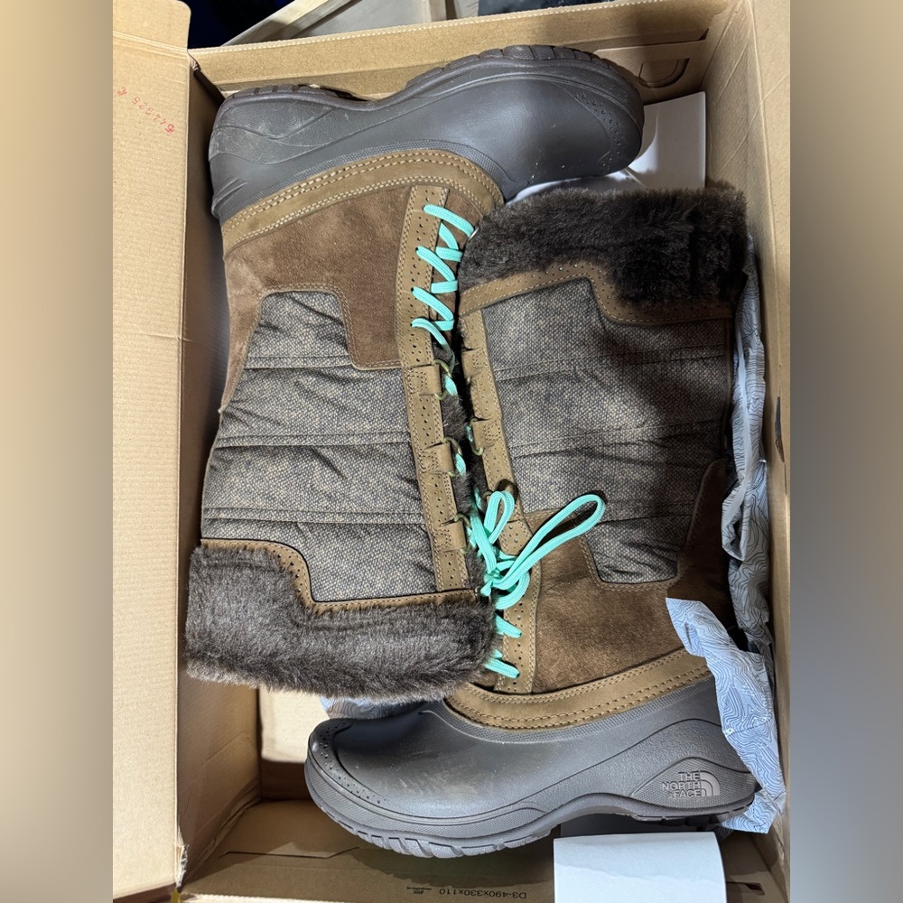 The North Face Women's Shellista II Tall Boots - Palm Brown and Surf Green